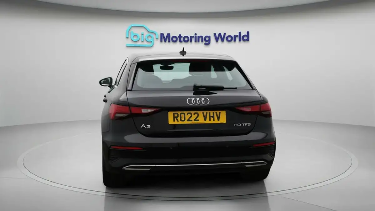2022-audi-a3-10-30-tfsi-sportback-5d-s-tronic-big-6