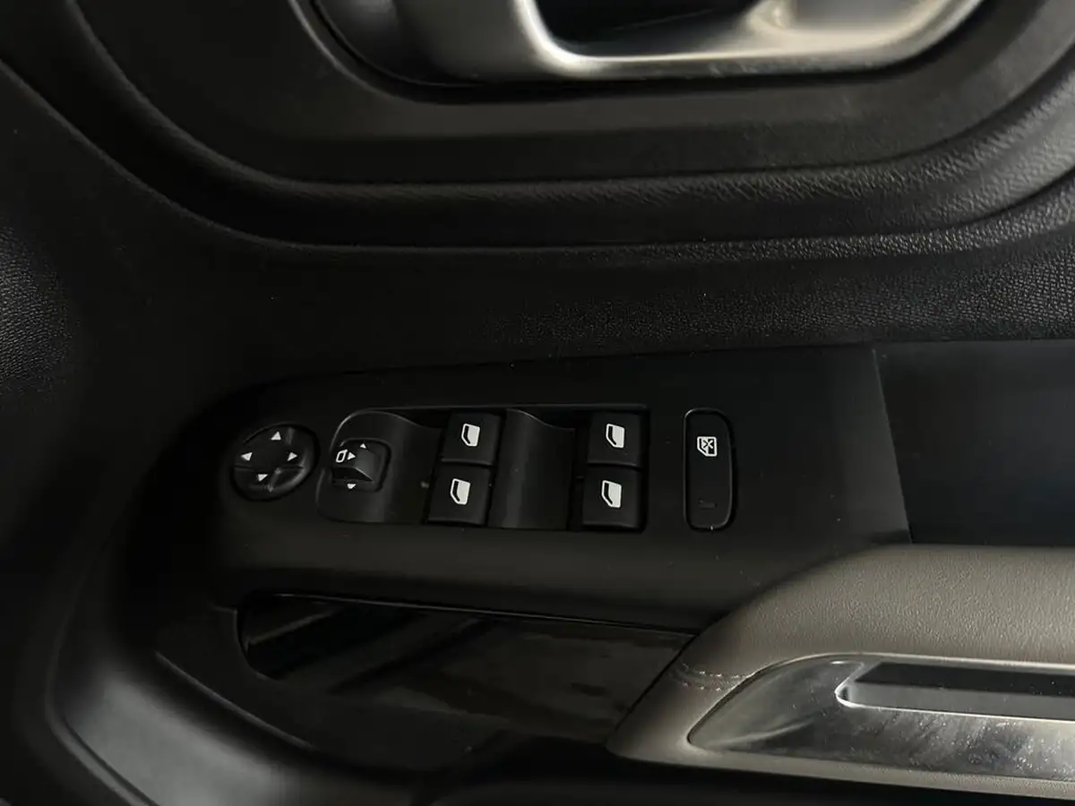 2021-citroen-c5-aircross-16-puretech-shine-plus-5d-big-30