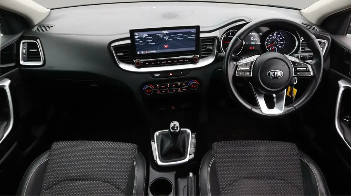 2021-kia-ceed-16crdi-3-48v-mhev-sportswagon-big-12