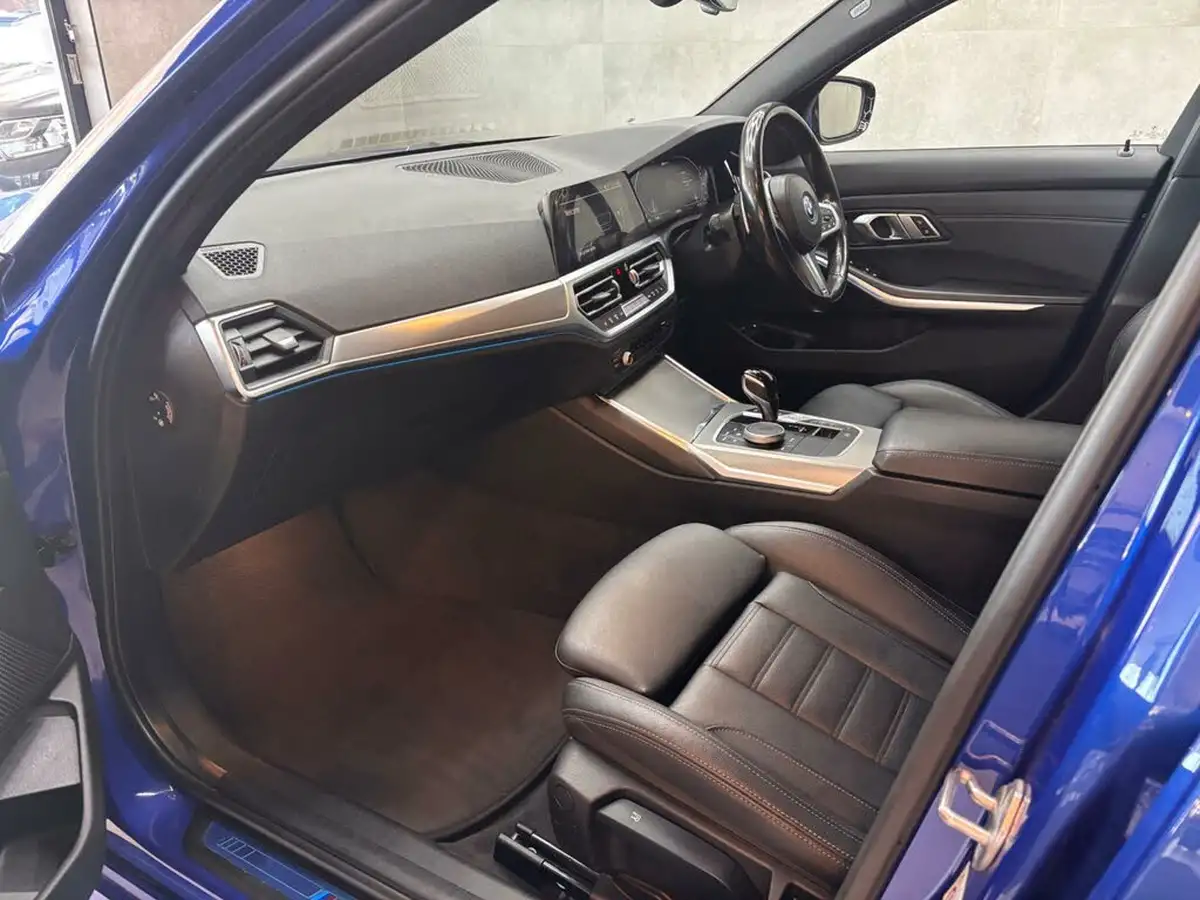 2021-bmw-3-series-20-330e-xdrive-m-sport-touring-5d-big-37