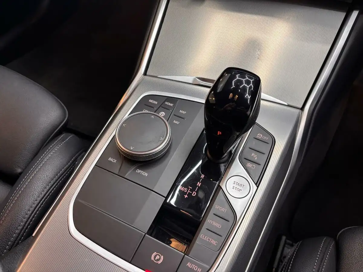 2021-bmw-3-series-20-330e-xdrive-m-sport-touring-5d-big-13