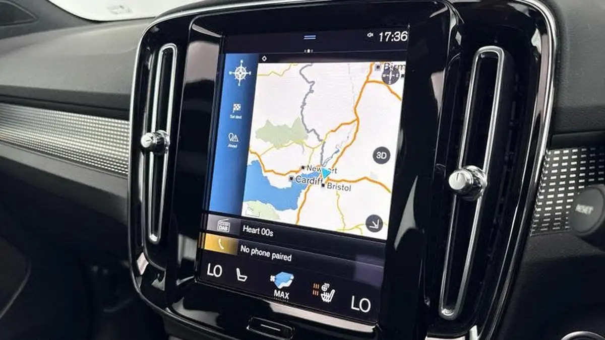2022-volvo-xc40-15-t5-r-design-pro-big-17
