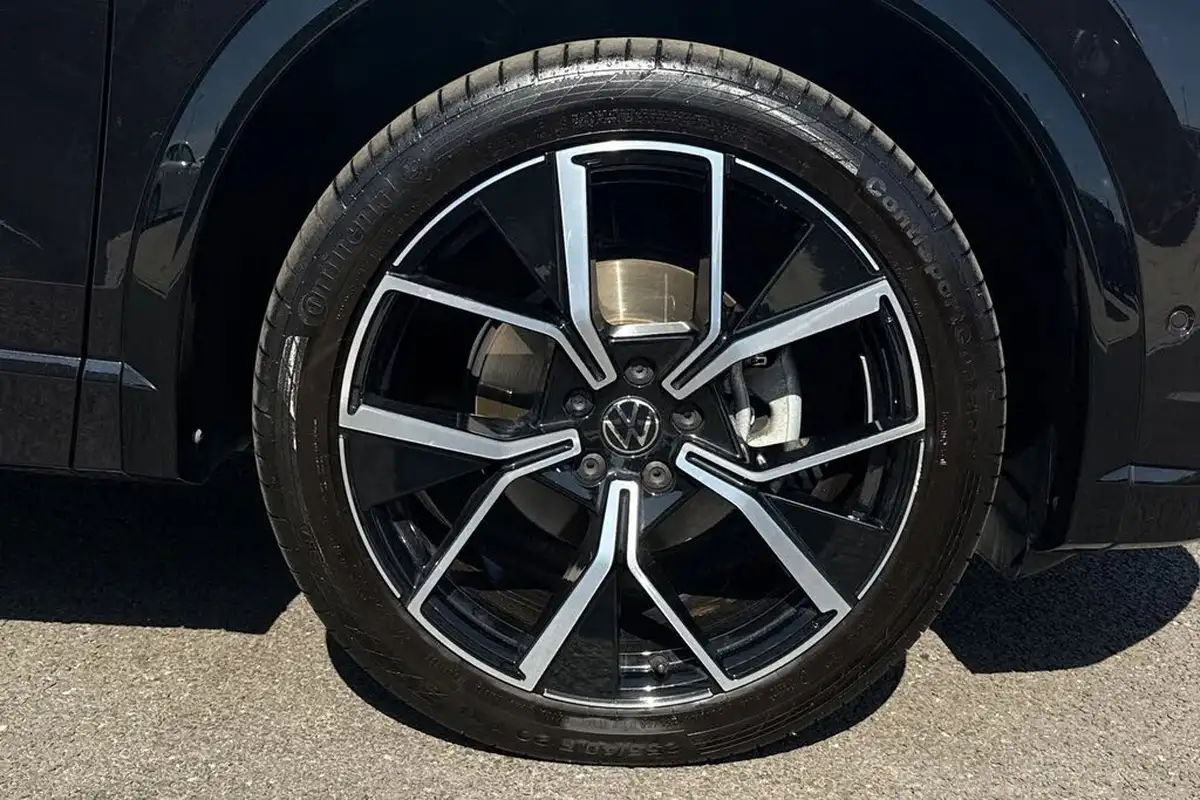 2024-volkswagen-tiguan-15-etsi-r-line-big-11