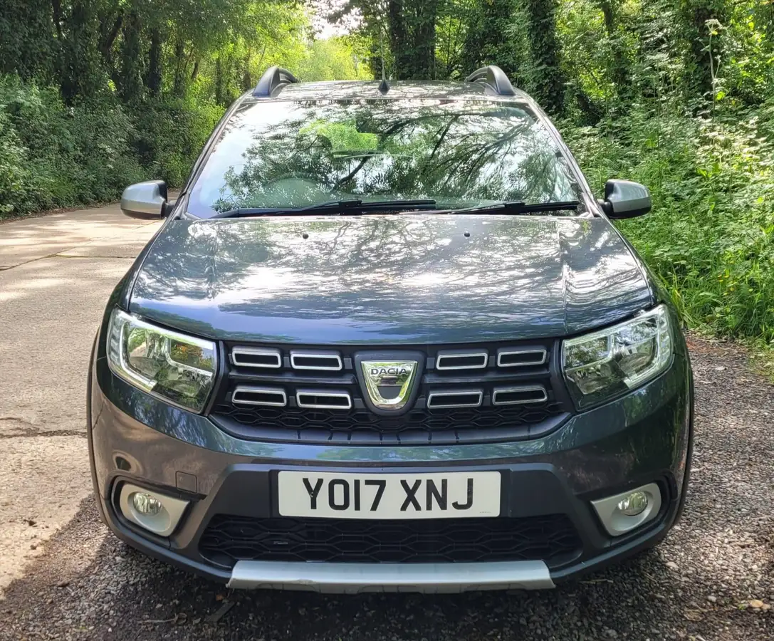 2017-dacia-sandero-stepway-15dci-laureate-big-2