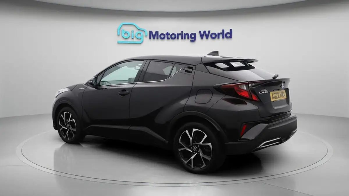 2022-toyota-c-hr-20-vvt-i-design-big-5