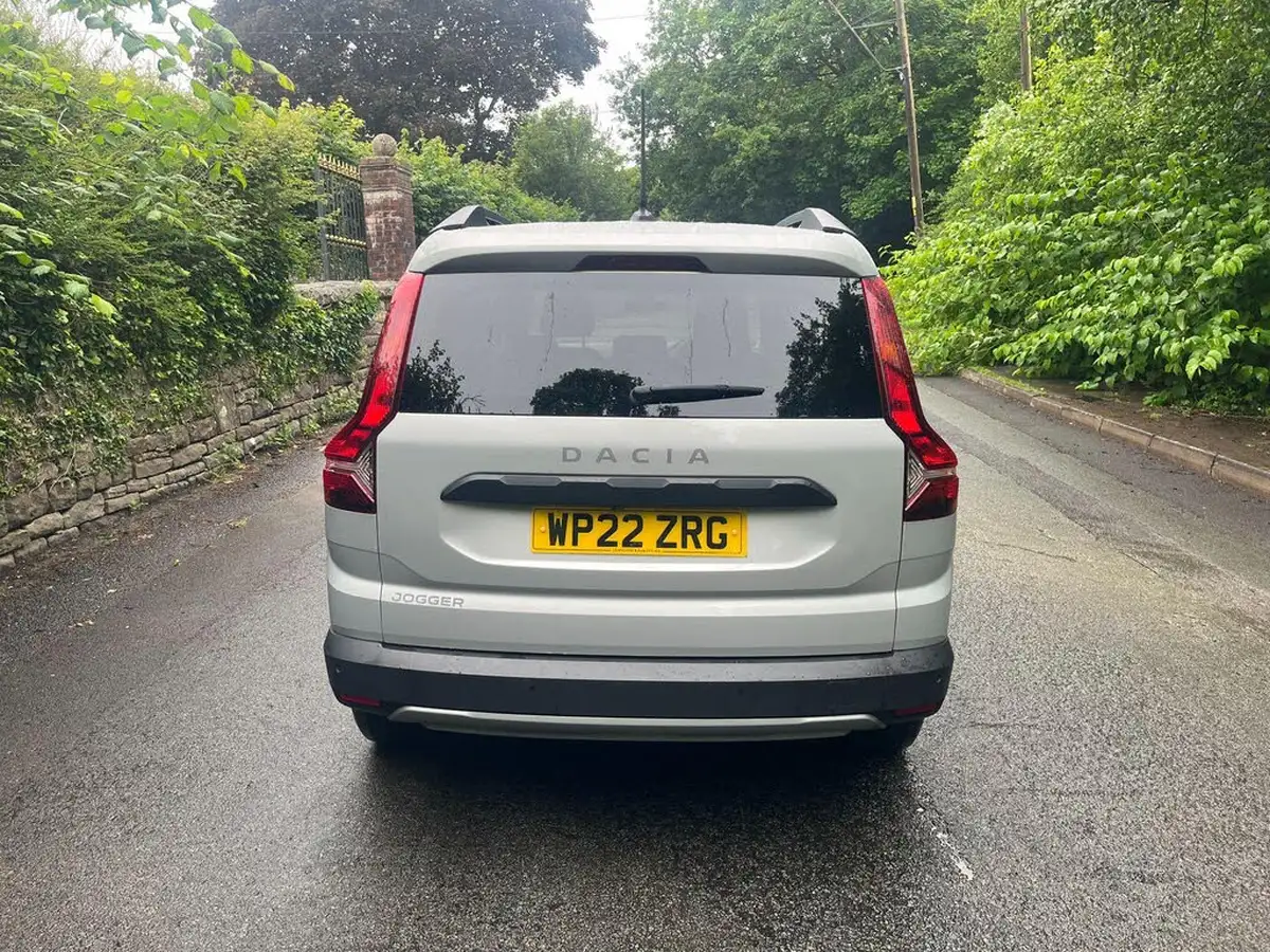 2022-dacia-jogger-10-tce-comfort-big-5