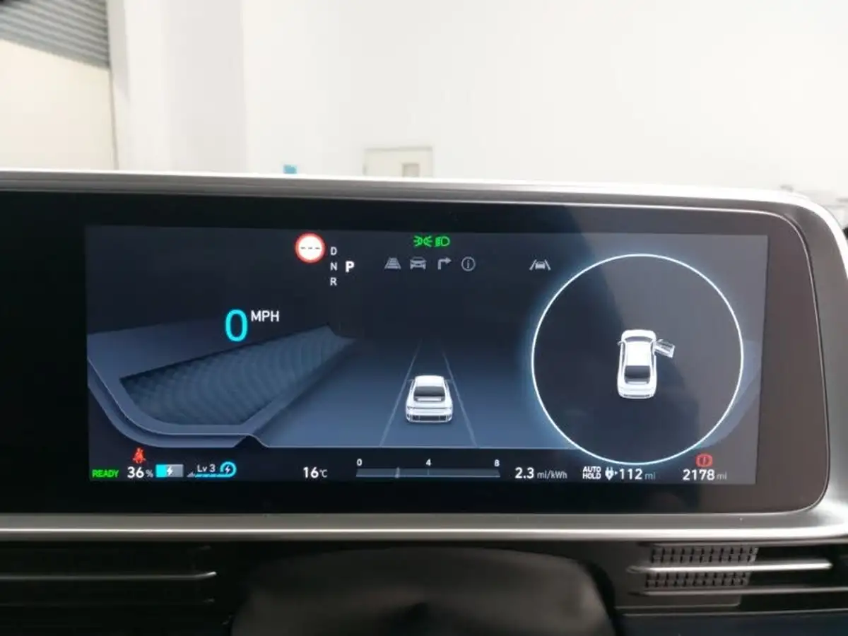 2023-hyundai-ioniq-6-e-premium-228ps-single-rwd-big-11