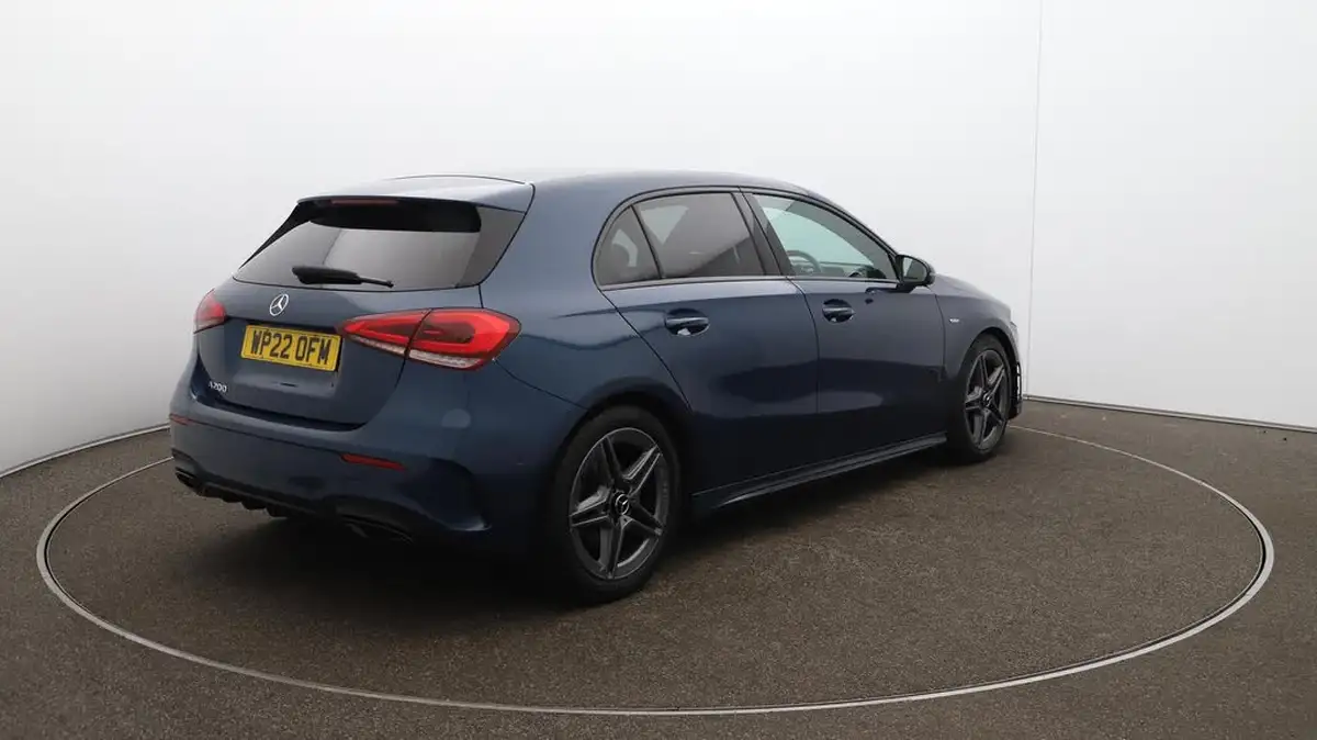 2022-mercedes-benz-a-class-13-a200-amg-line-edition-executive-hatchback-5d-big-56