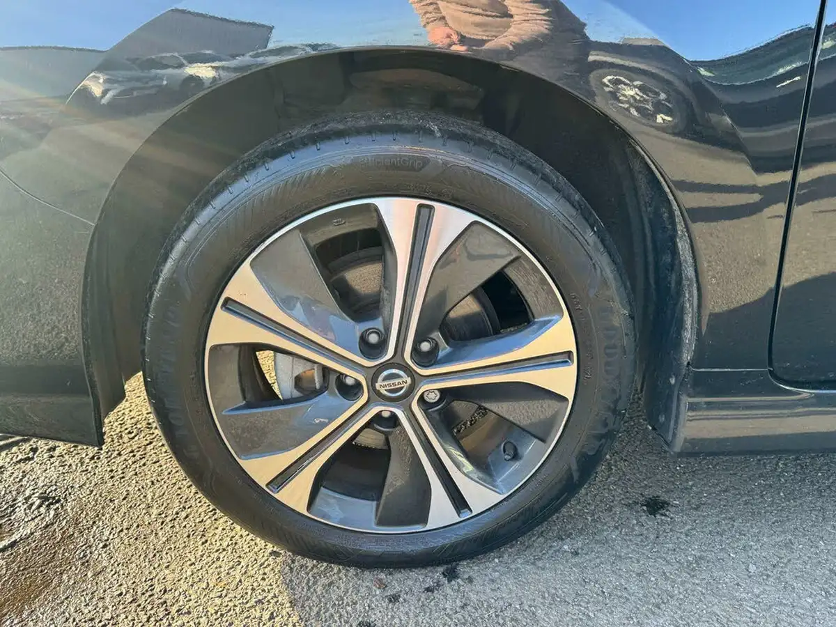2021-nissan-leaf-e-10-40kwh-big-22