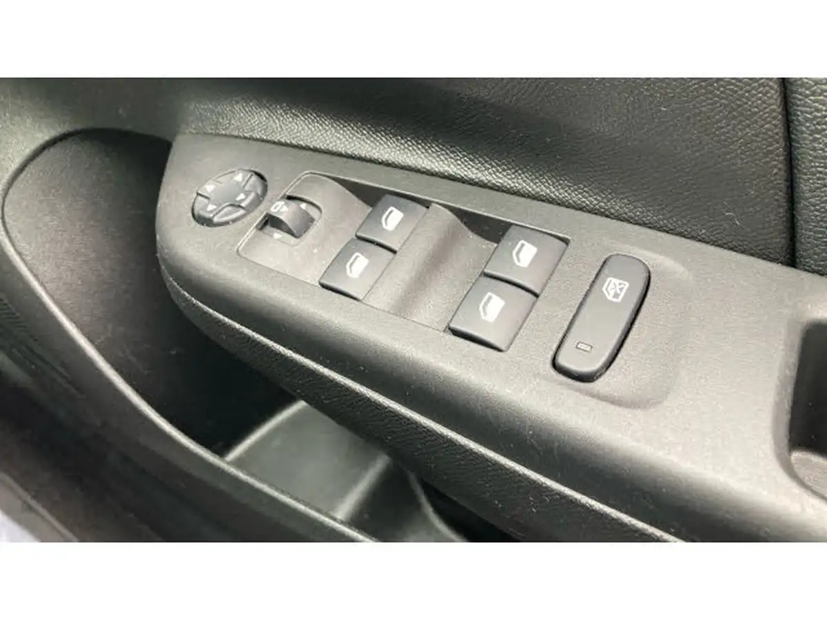 2021-vauxhall-corsa-12-turbo-elite-nav-auto-big-29