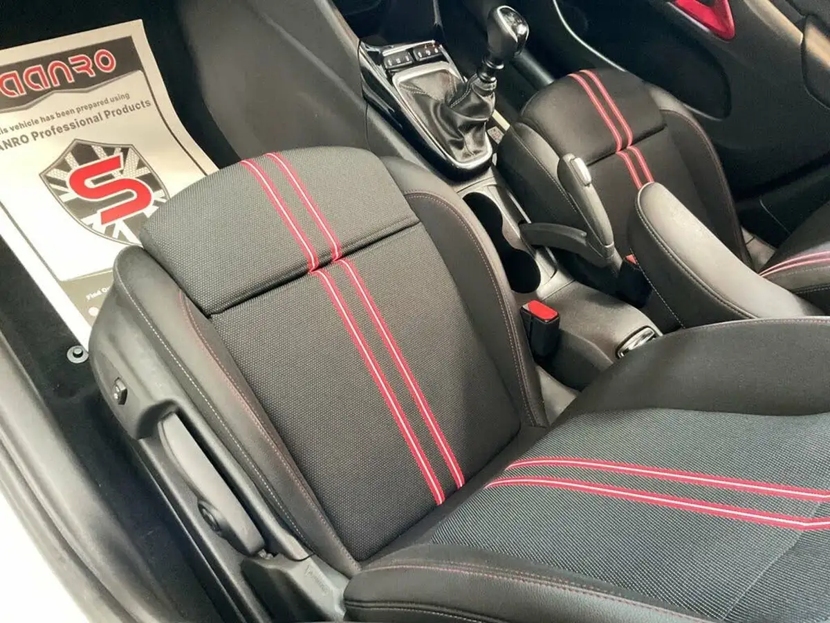 2021-vauxhall-crossland-12-sri-nav-130ps-big-28
