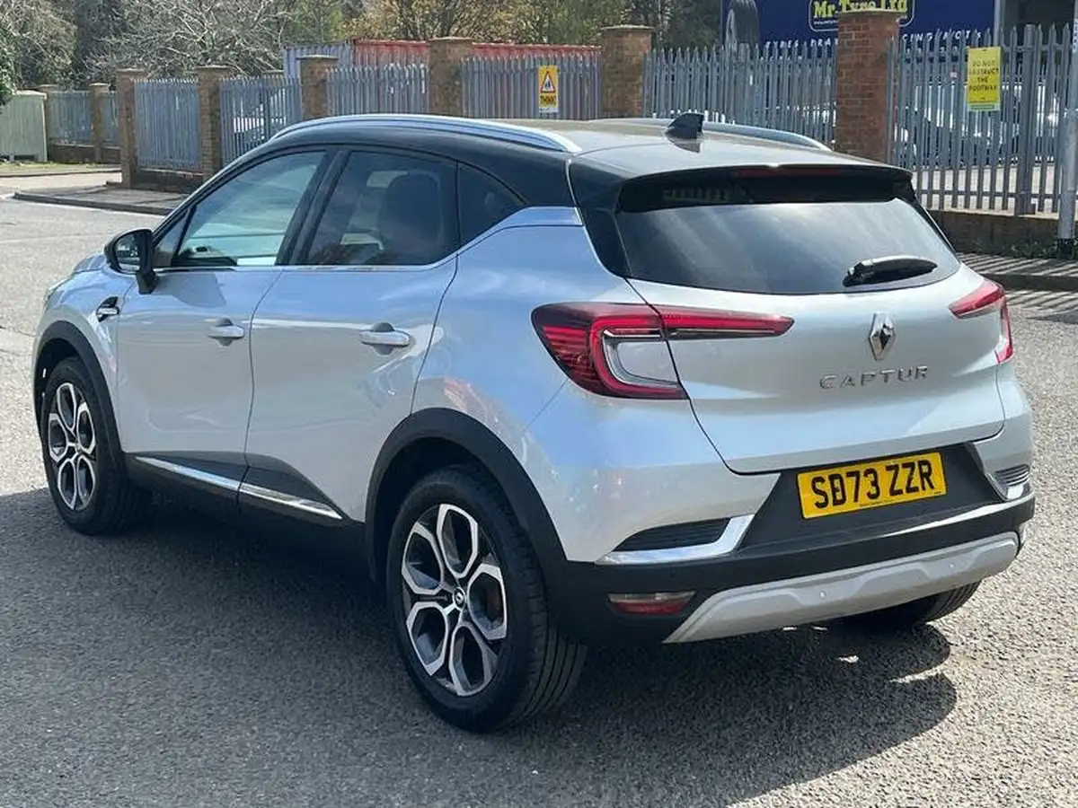 2023-renault-captur-10-tce-techno-big-4