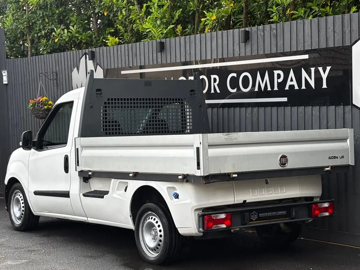 2019-fiat-doblo-cargo-16td-work-up-105eu6-l2-big-3