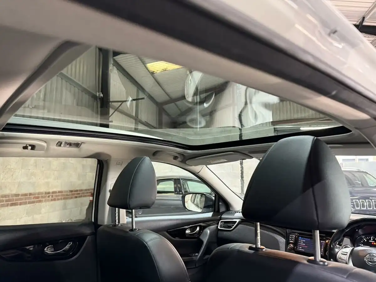 2017-nissan-qashqai-15dci-tekna-big-48