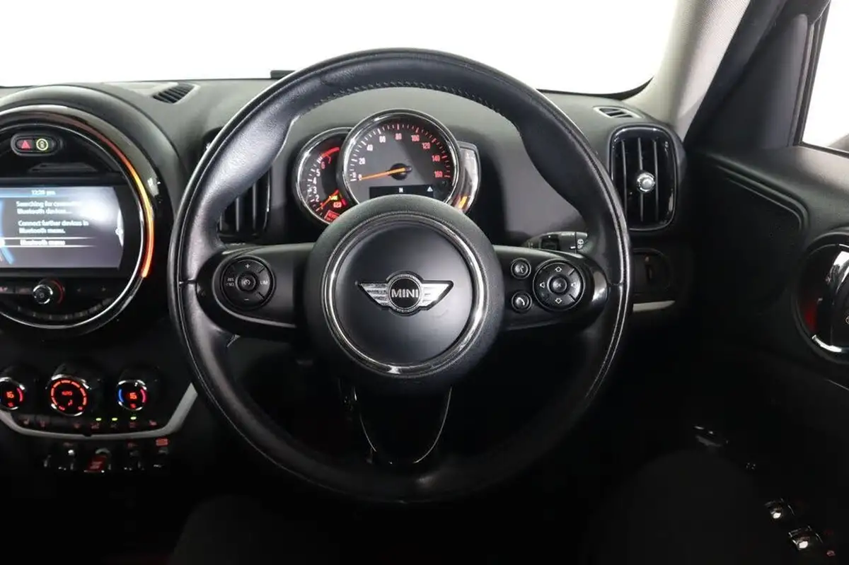 2017-mini-countryman-20-cooper-s-ss-big-37