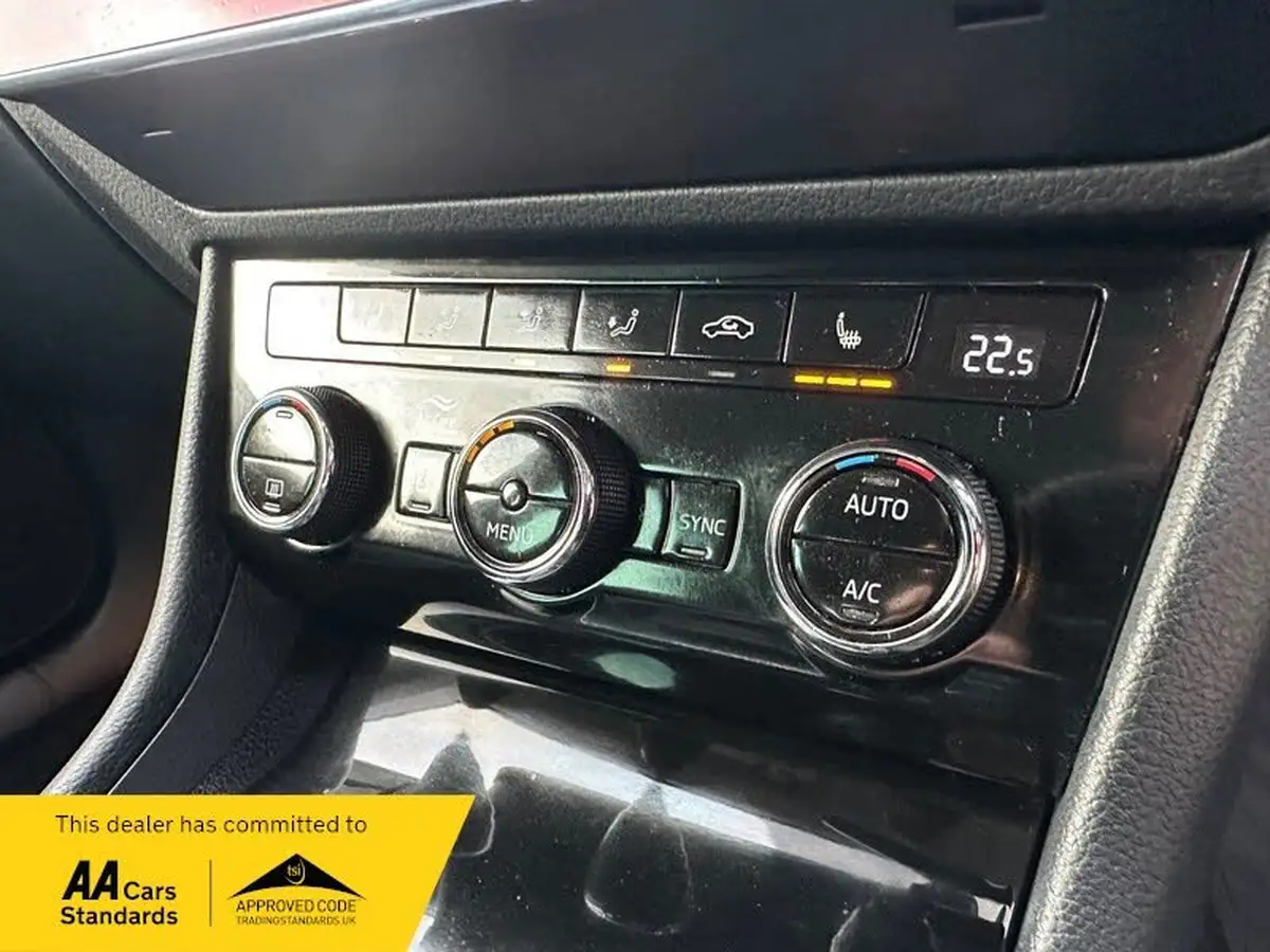 2018-skoda-superb-20tdi-scr-se-l-executive-150ps-estate-dsg-big-29