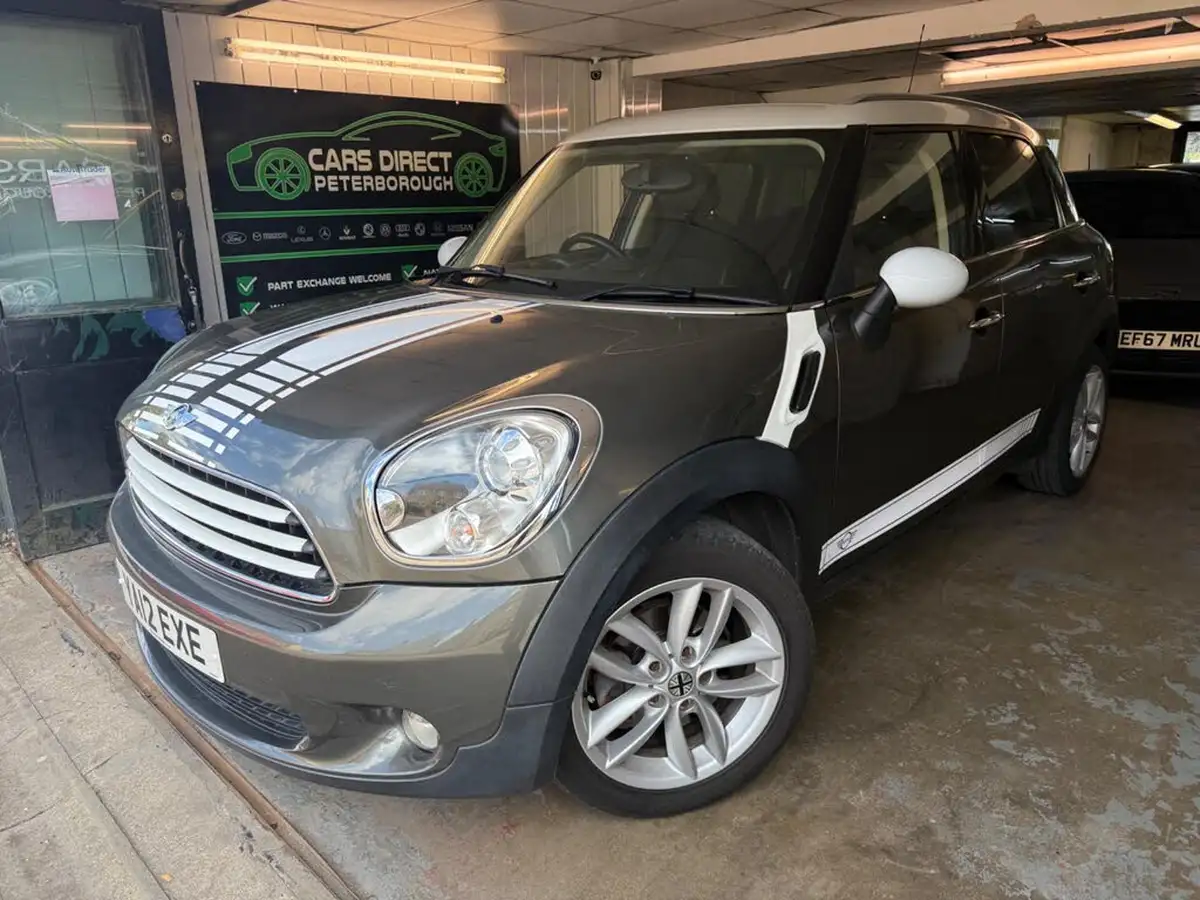 2012-mini-countryman-16td-cooper-d-big-1