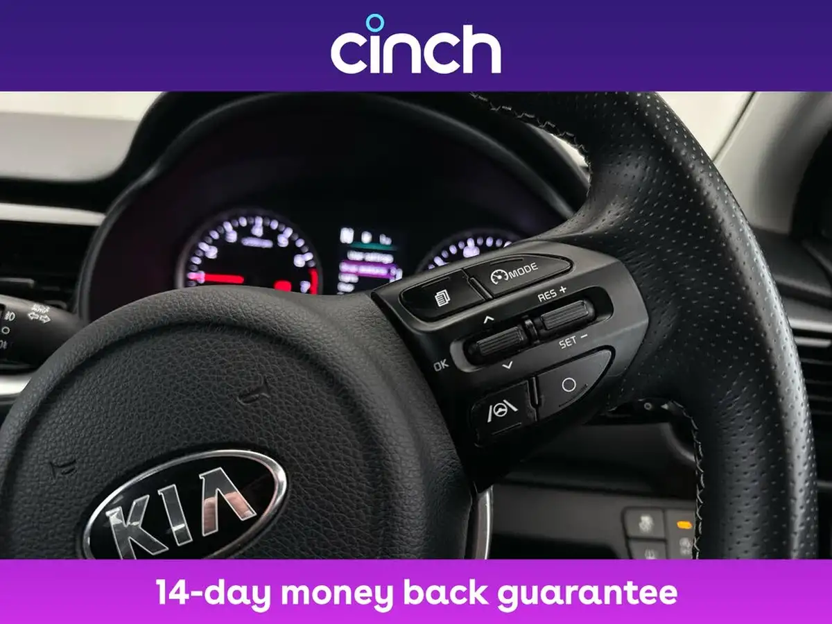 2021-kia-stonic-10-t-gdi-connect-big-30