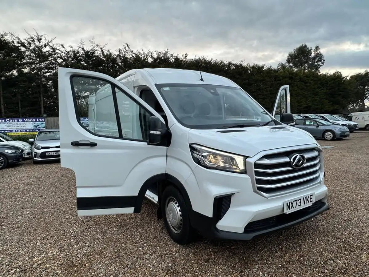 2023-maxus-deliver-9-big-26