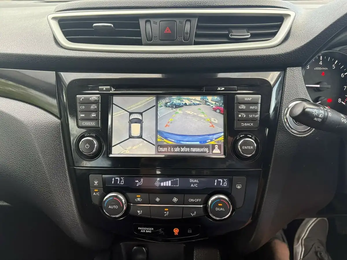 2015-nissan-qashqai-16-n-tec-big-15