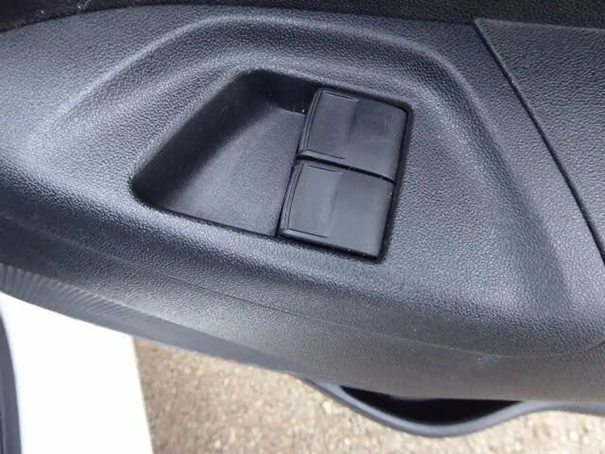 2020-toyota-aygo-10-vvt-i-x-play-big-12