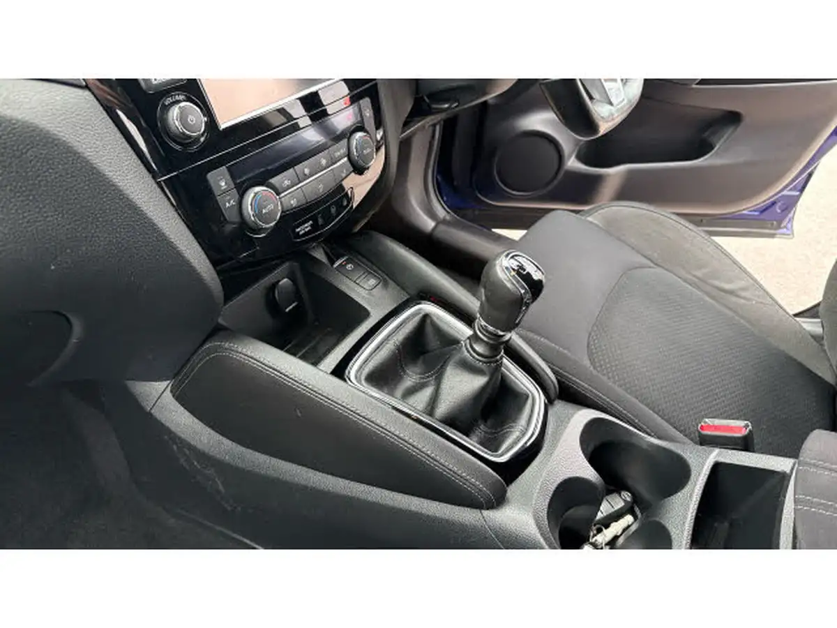 2018-nissan-qashqai-12-dig-t-n-connecta-big-12