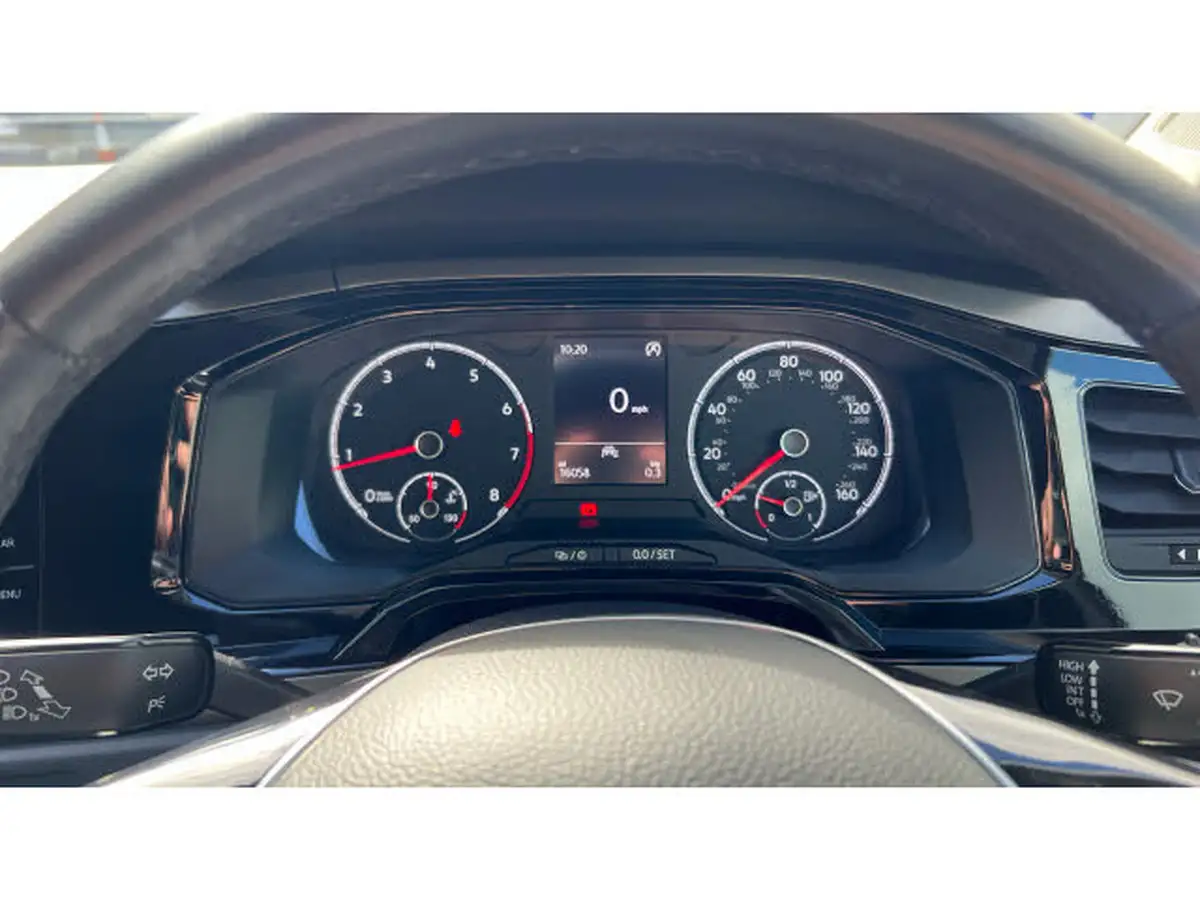 2021-volkswagen-polo-10-match-big-17