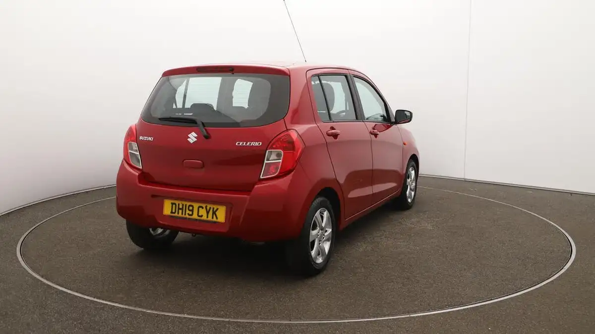 2019-suzuki-celerio-10-sz3-dualjet-big-50