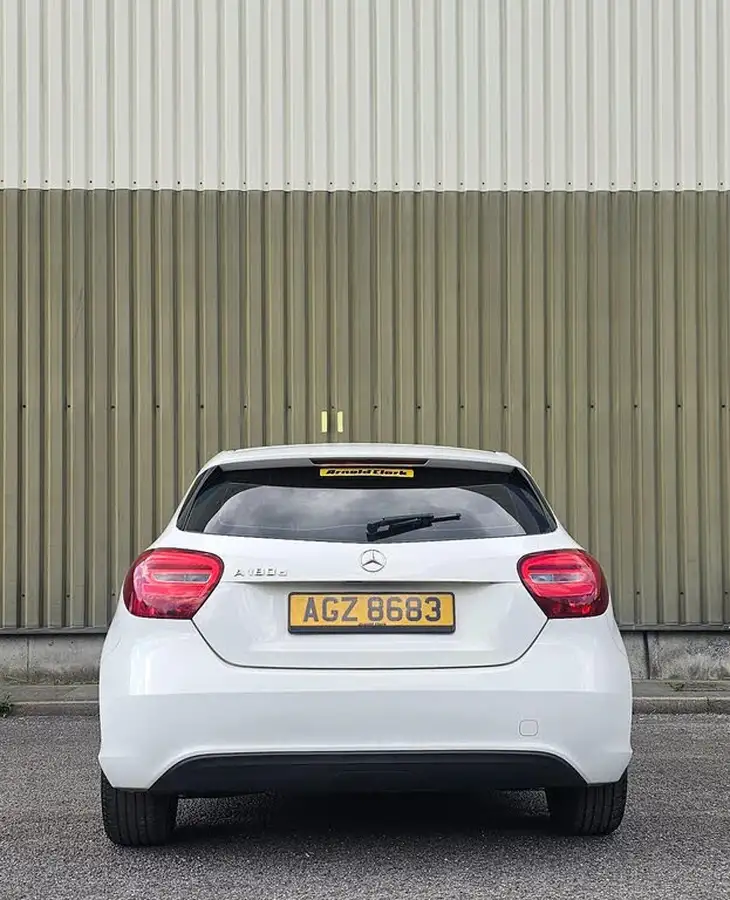 2016-mercedes-benz-a-class-15d-a180d-se-ss-big-12