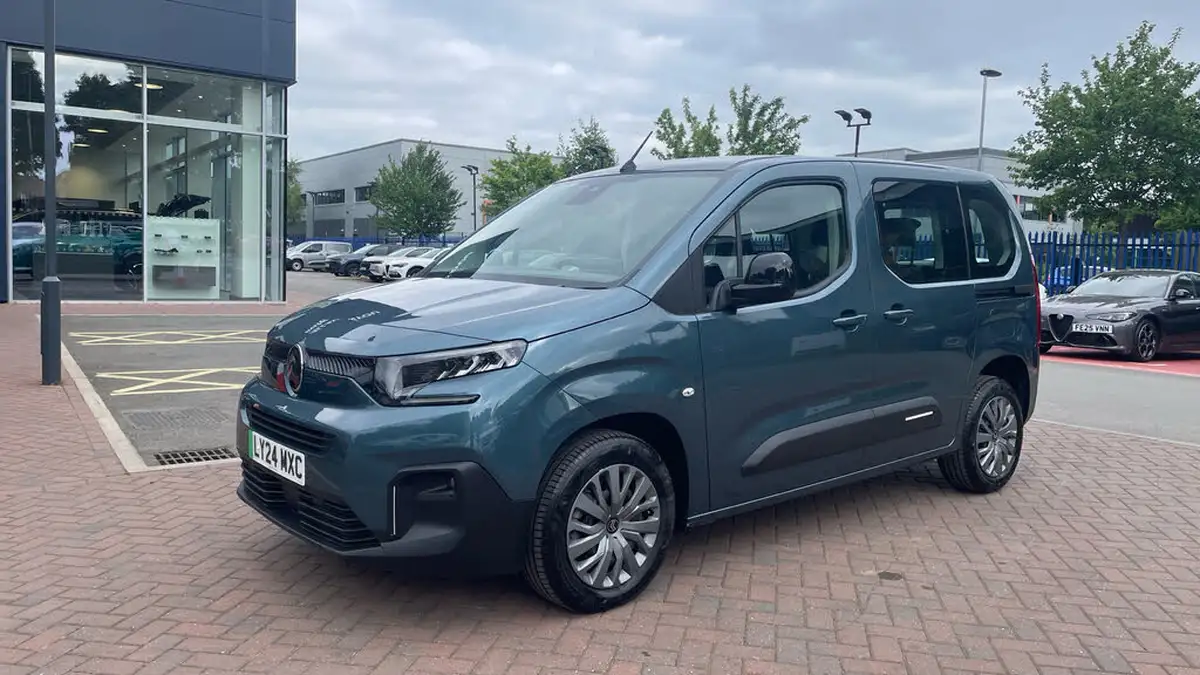 2024-citroen-berlingo-e-plus-m-size-big-6