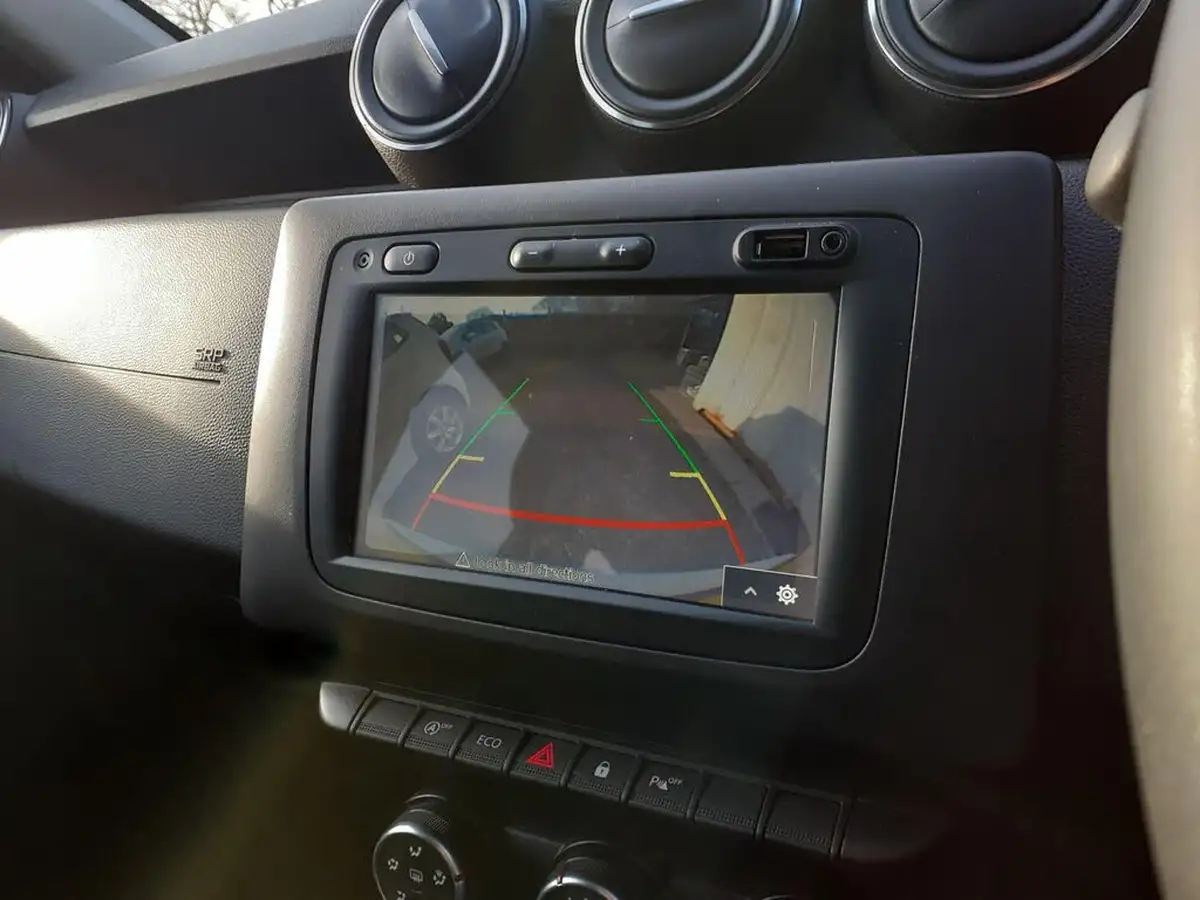 2020-dacia-duster-15dci-comfort-ss-big-15