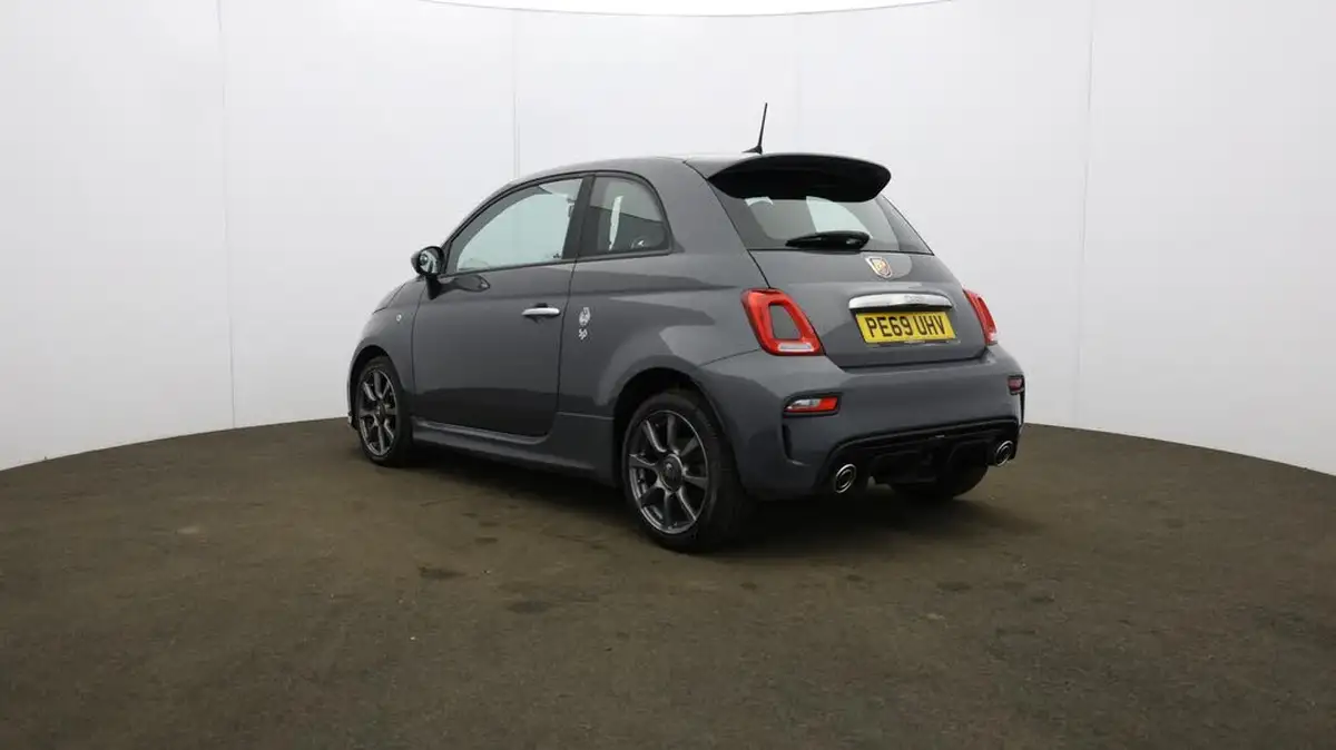 2019-abarth-595-14-tjet-big-54