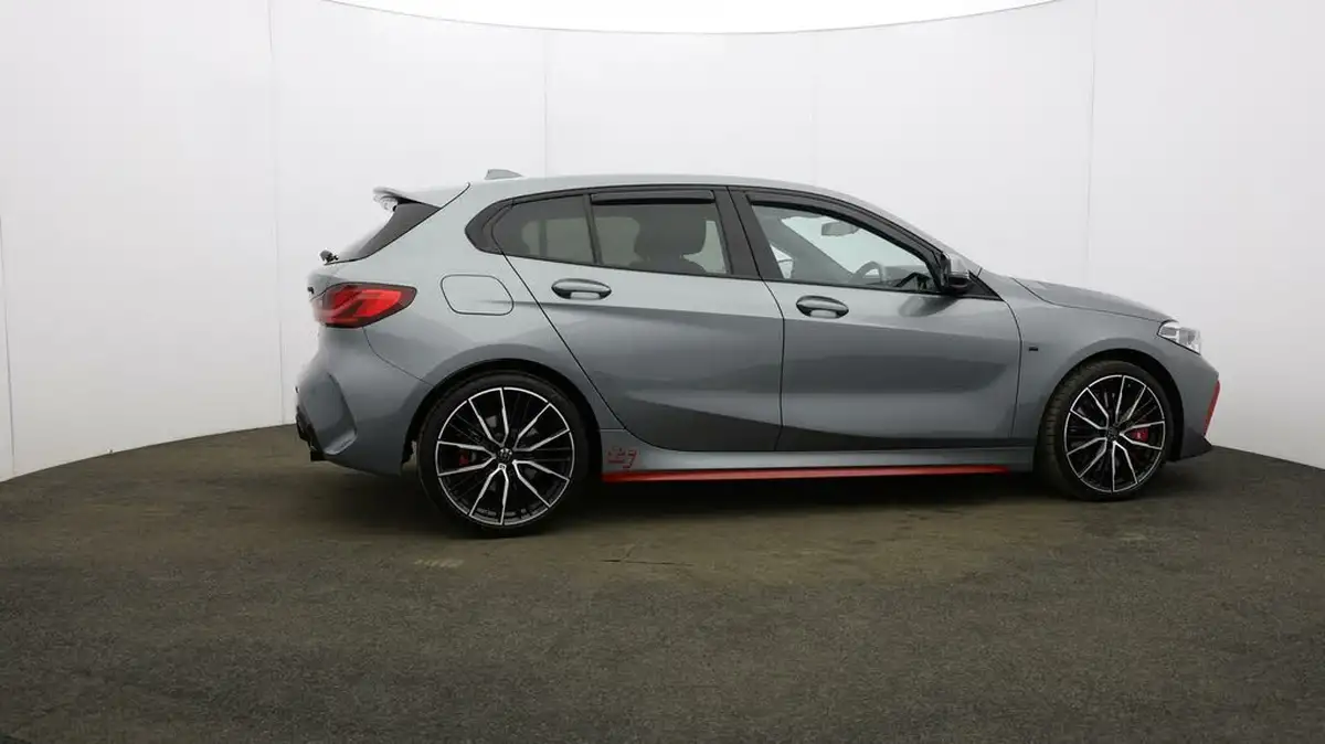 2023-bmw-1-series-20-128ti-lcp-big-52