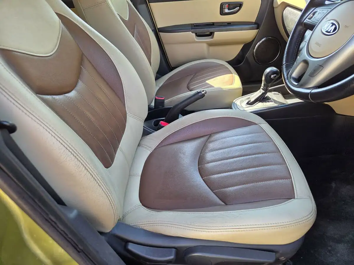 2011-kia-soul-16td-searcher-auto-big-10