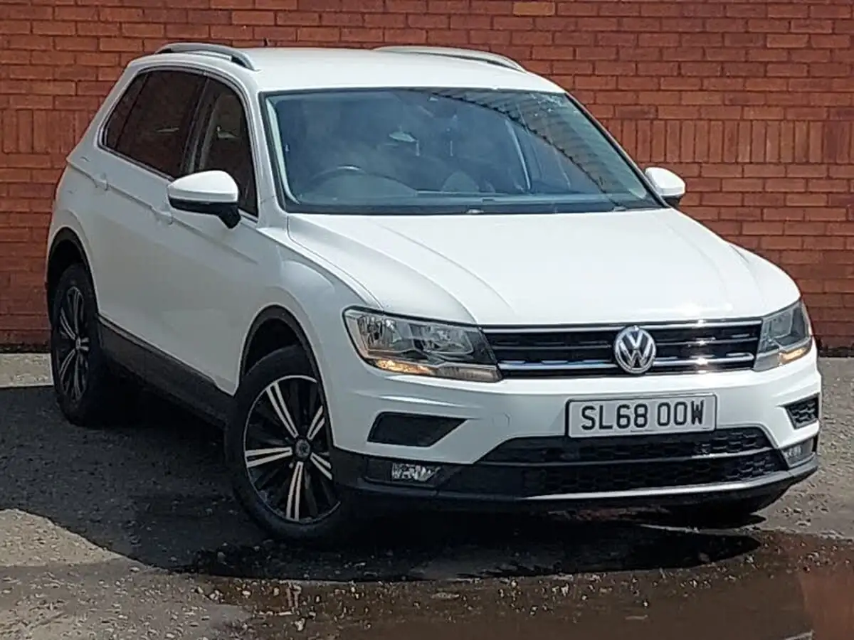 2018-volkswagen-tiguan-20tdi-se-navigation-150ps-scr-4motion-dsg-big-0