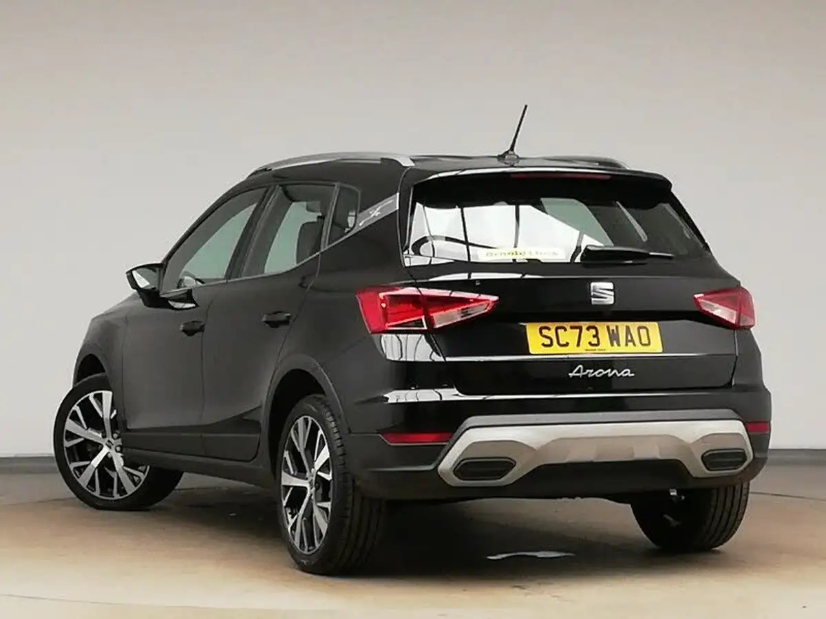 2024-seat-arona-10-tsi-xperience-lux-111ps-dsg-big-1