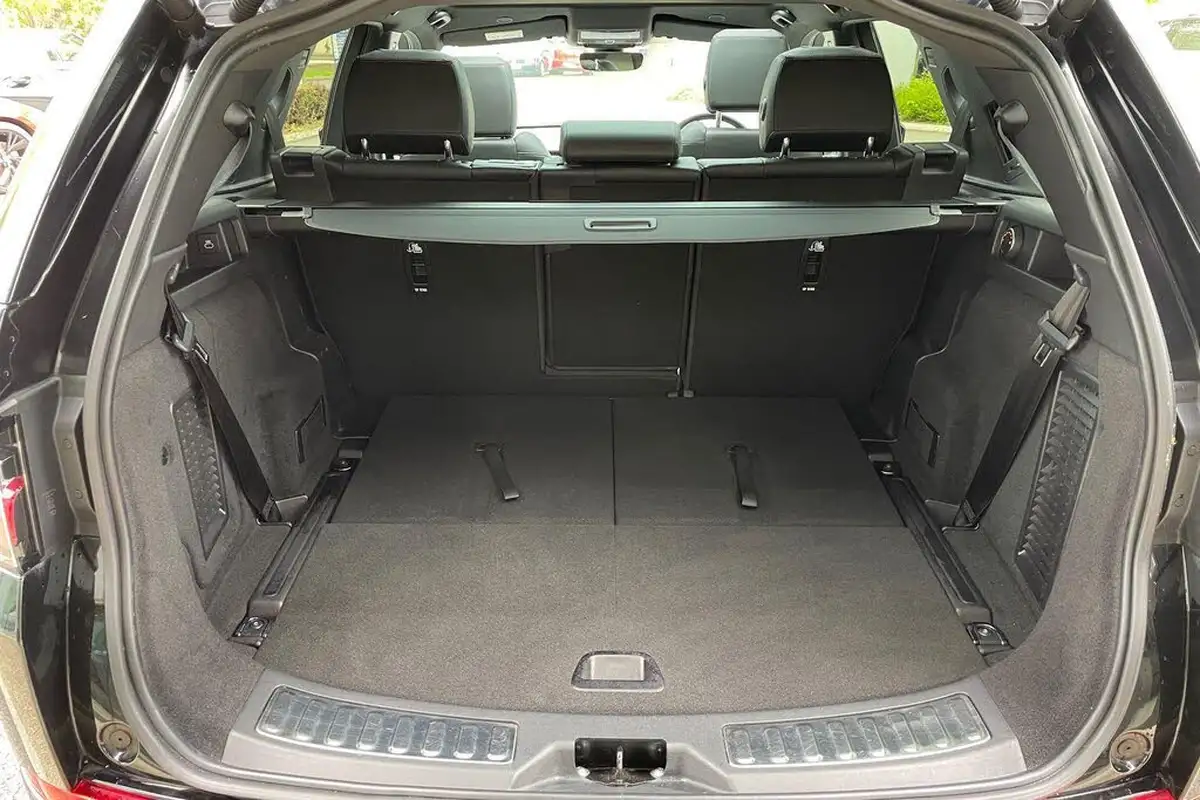2022-land-rover-discovery-sport-20-d200-r-dynamic-se-big-46