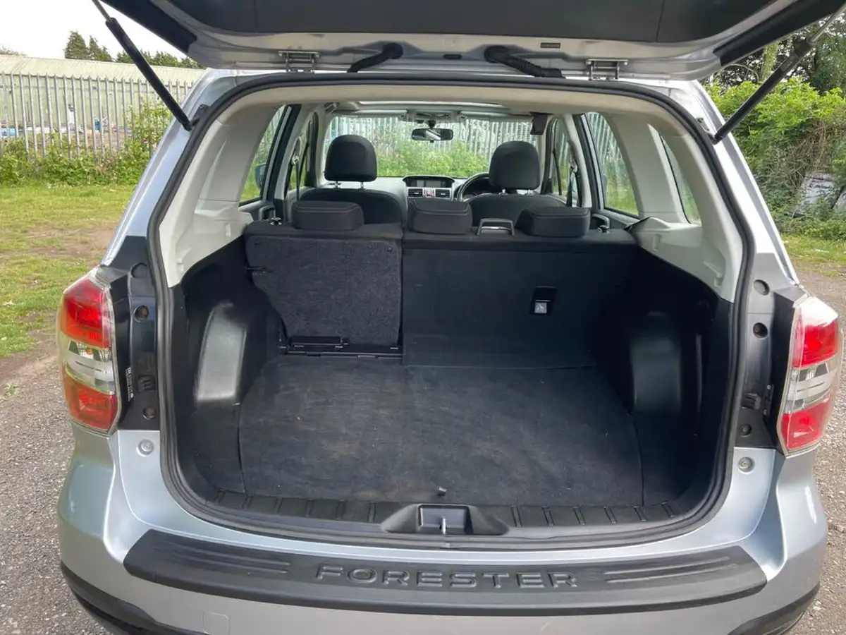 2014-subaru-forester-20td-xc-big-16