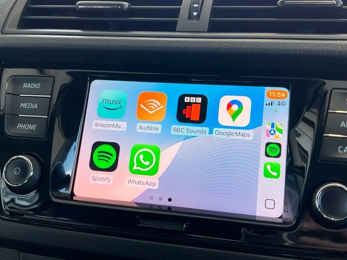 2021-skoda-fabia-10-tsi-se-95ps-estate-big-30