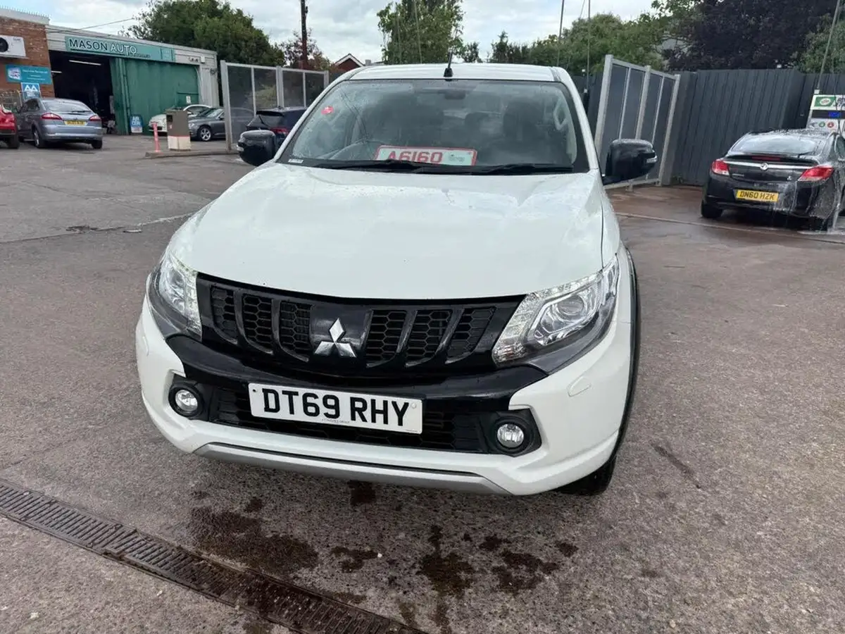 2020-mitsubishi-l200-24di-d-challenger-auto-big-6
