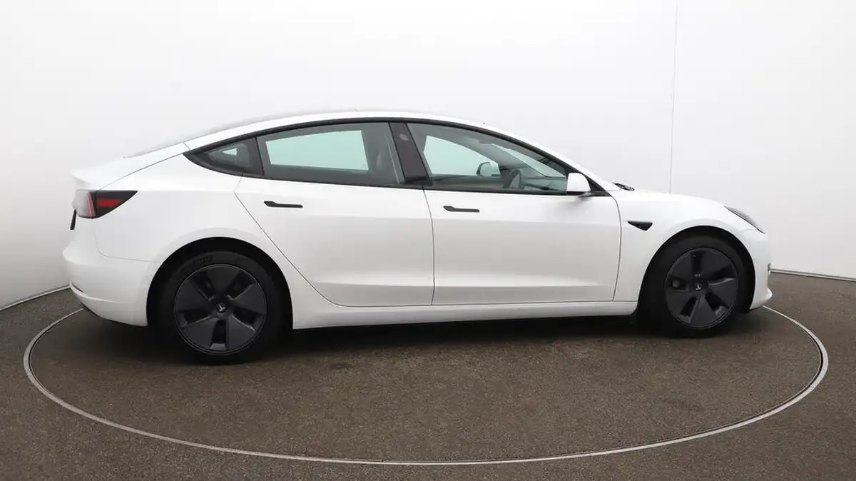 2021-tesla-model-3-e-standard-plus-big-49