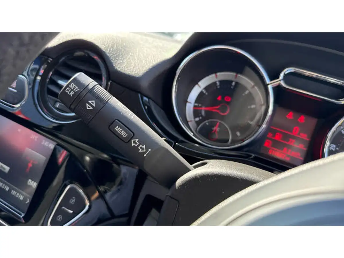 2018-vauxhall-adam-12i-energised-big-33