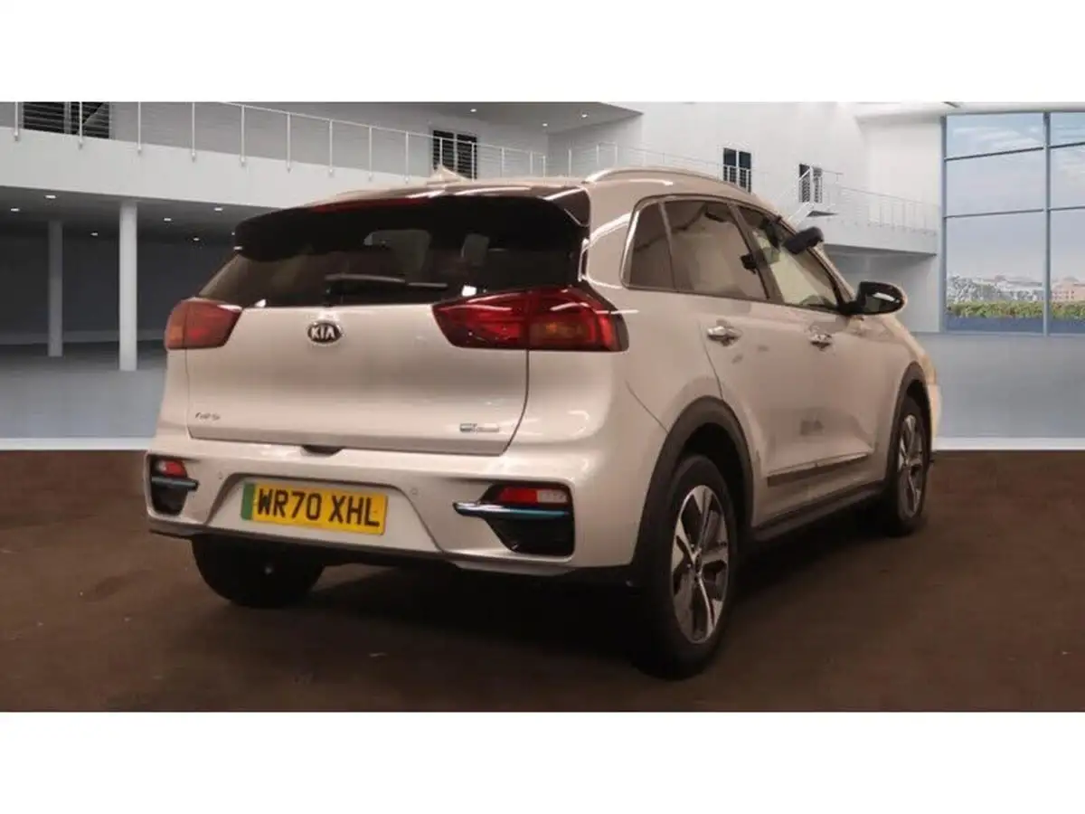2020-kia-e-niro-ev-4-big-3