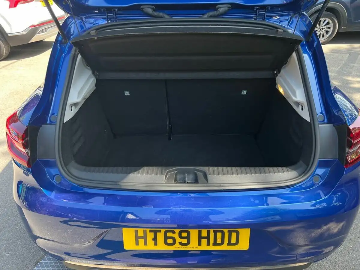 2019-renault-clio-10-sce-iconic-big-11