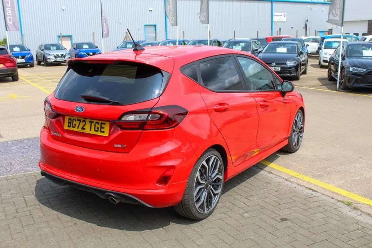 2022-ford-fiesta-10t-st-line-vignale-155ps-hybrid-mhev-5d-big-5