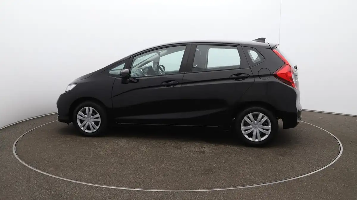 2019-honda-jazz-13-i-vtec-s-big-55