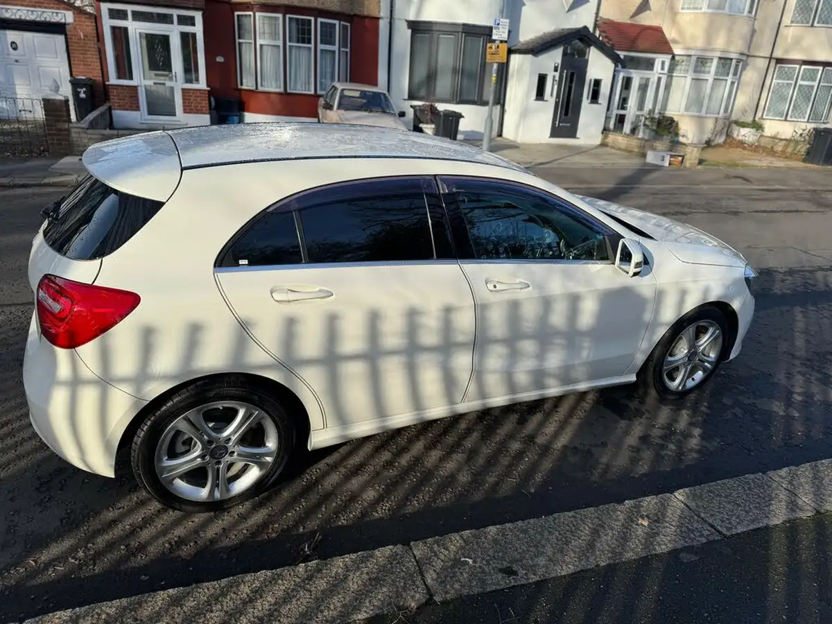 2014-mercedes-benz-a-class-big-15
