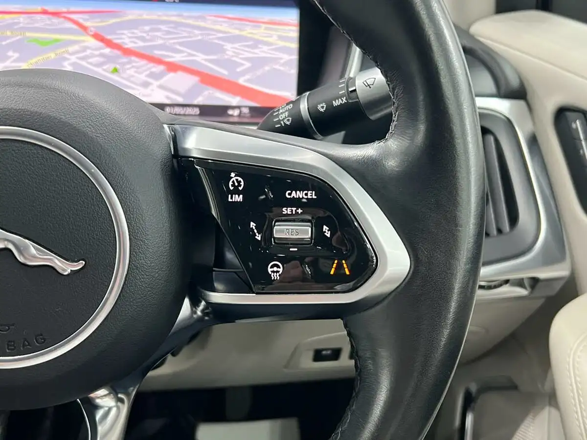 2019-jaguar-i-pace-ev400-hse-big-55