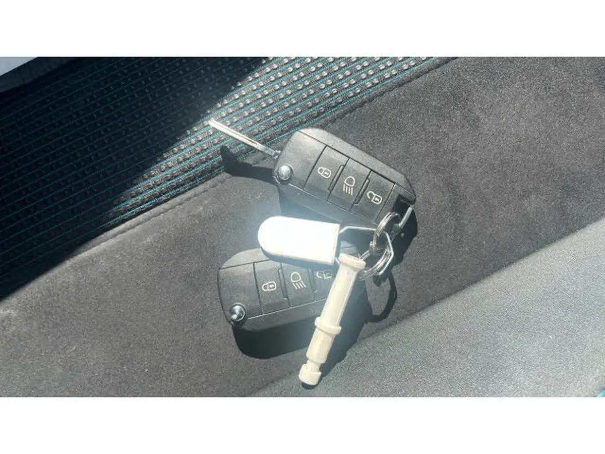 2020-peugeot-308-sw-12-puretech-tech-edition-big-19