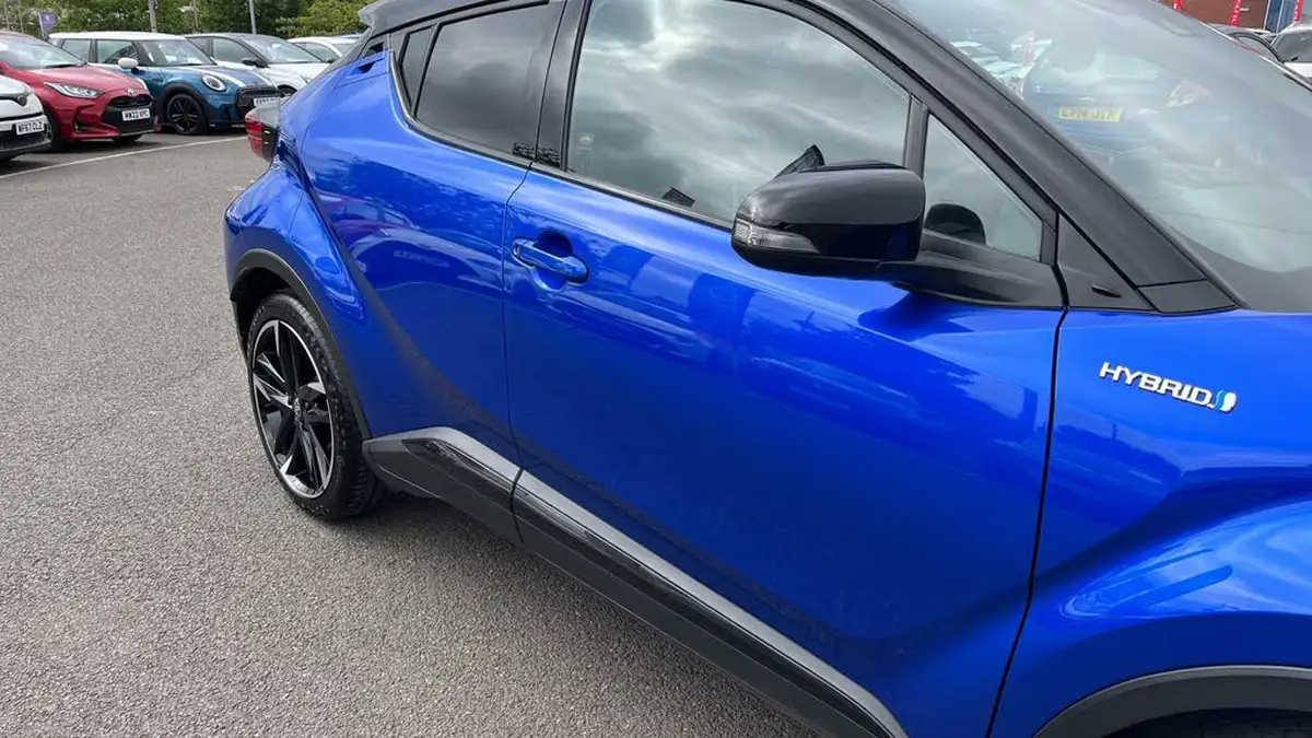 2022-toyota-c-hr-18-vvt-i-gr-sport-big-41